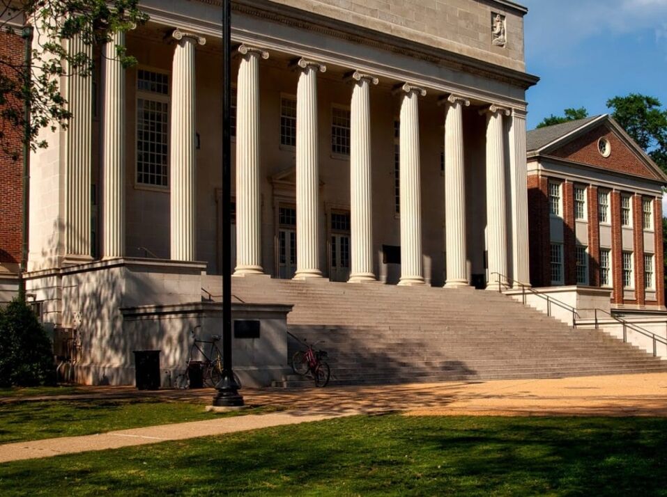 courthouse steps